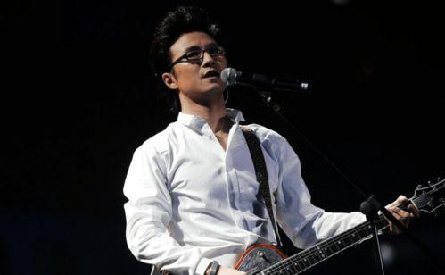 汪峰夜晚爆料视频播放,揭秘娱乐圈不为人知的一面  第1张